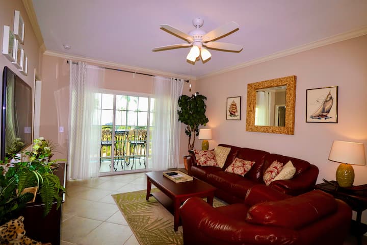 Изглед от всекидневната към Мексиканския залив