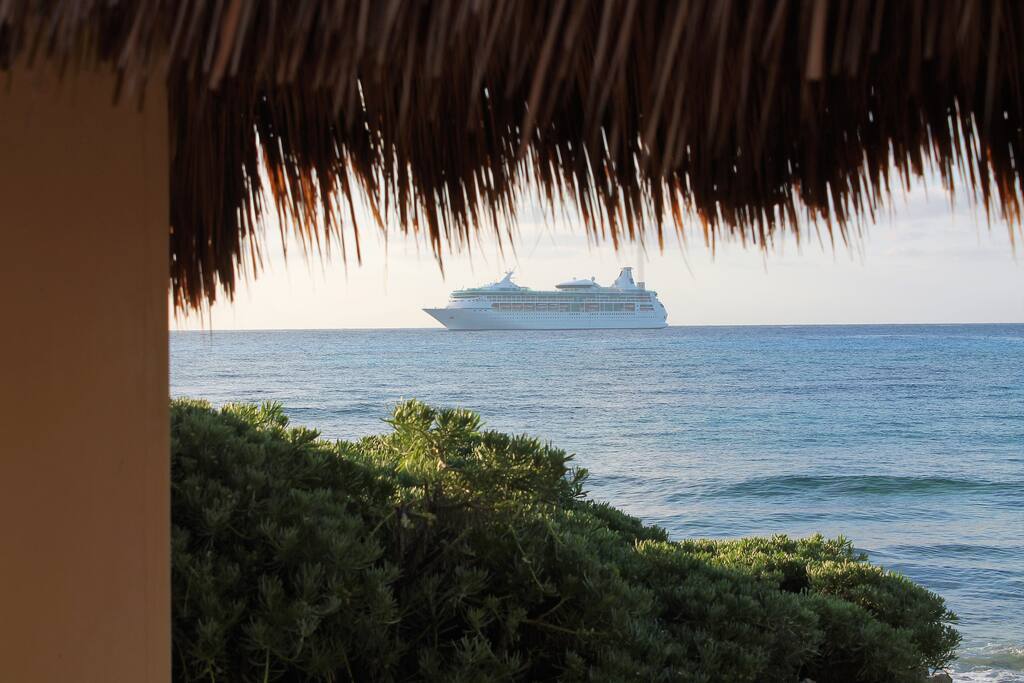 Vista desde los condominios Costa Maya Villas