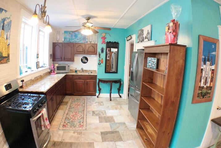 French Quarter Flat gallery image 2