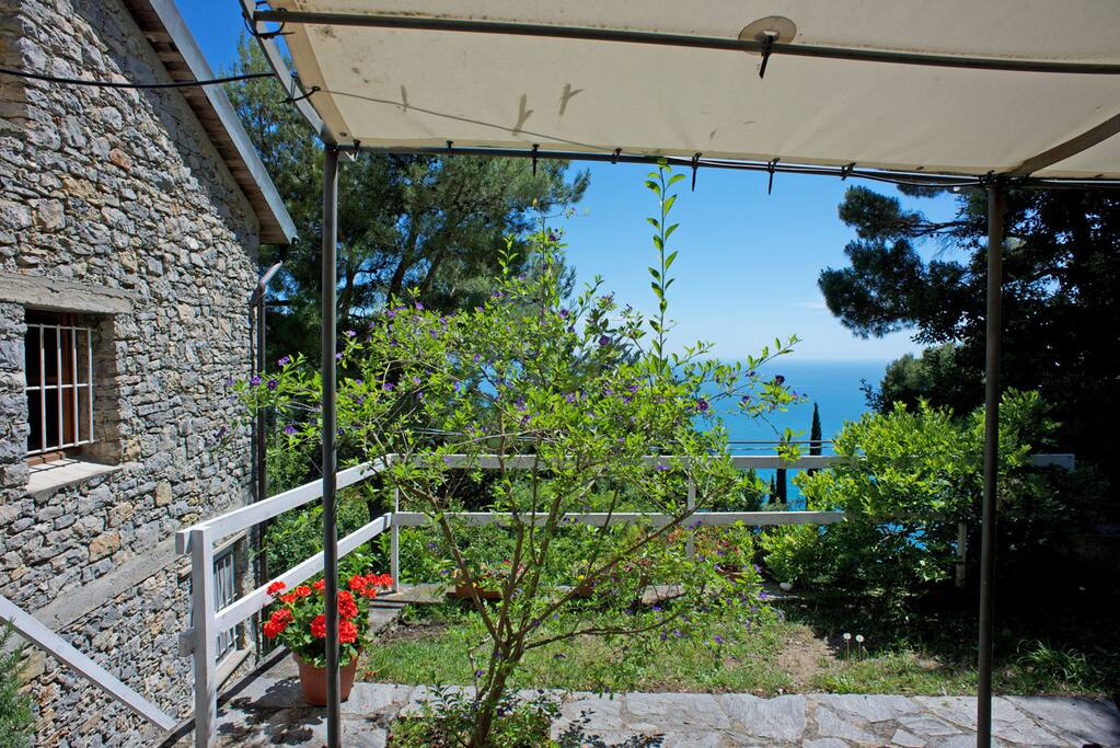 Veranda nel giardino