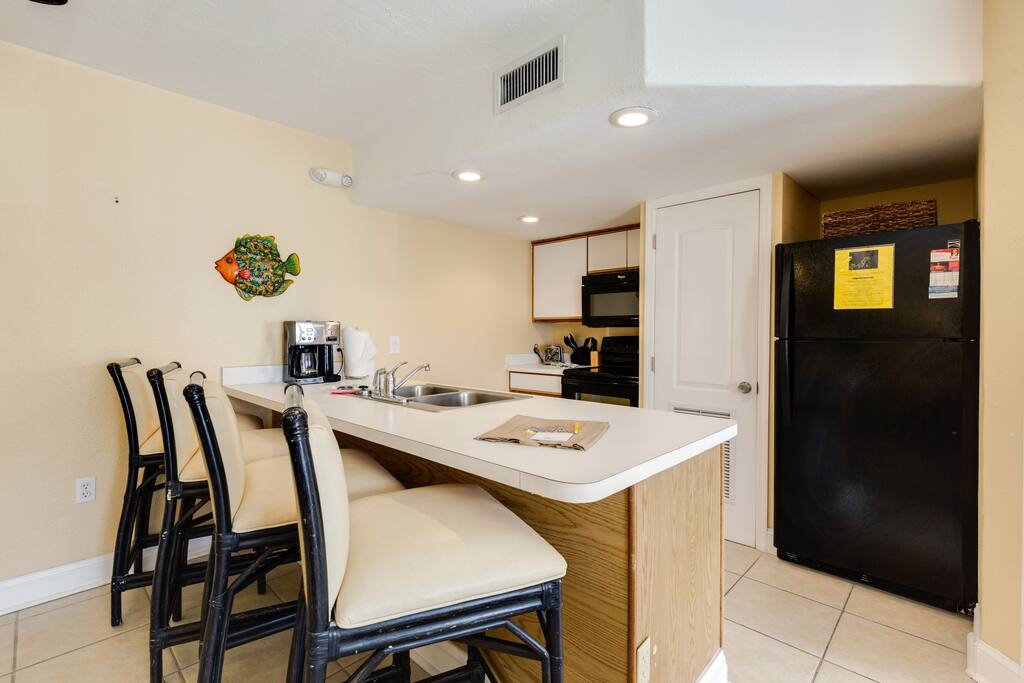 Fully equipped kitchen