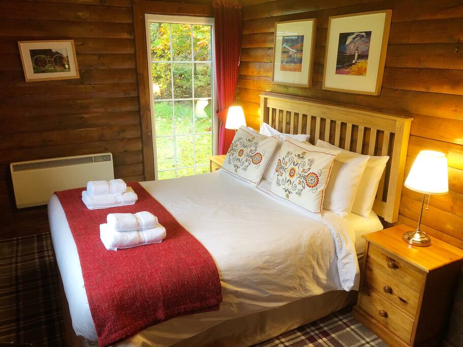 Bedroom with King Size Bed