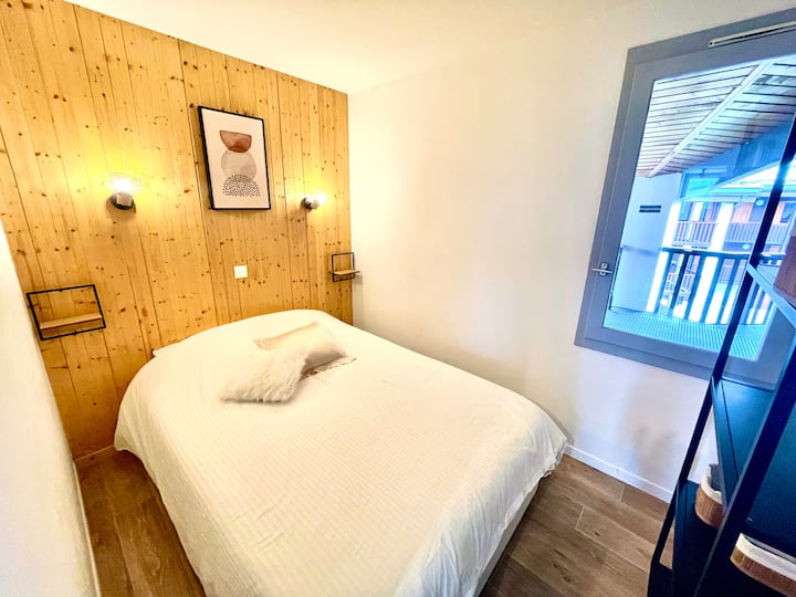 ห้องนอนด้านล่าง