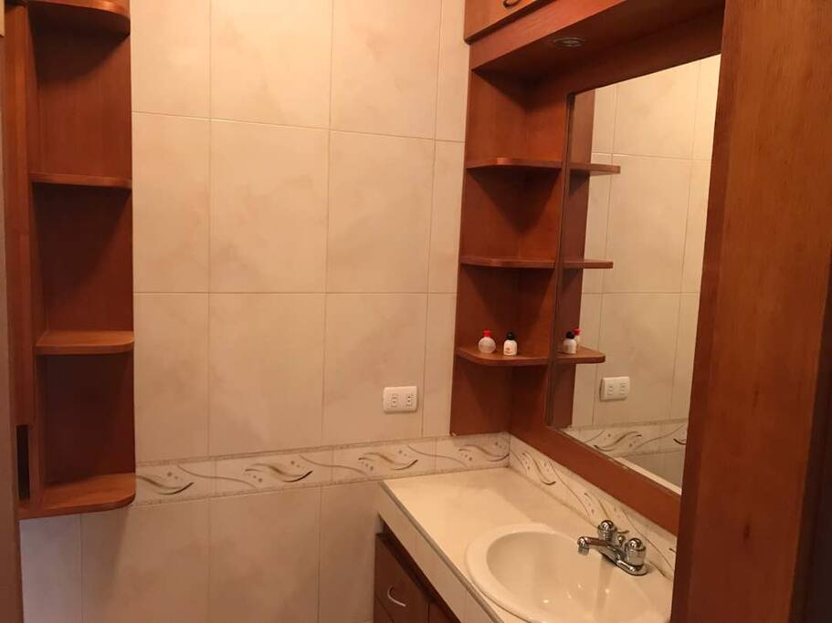 Baño totalmente equipado