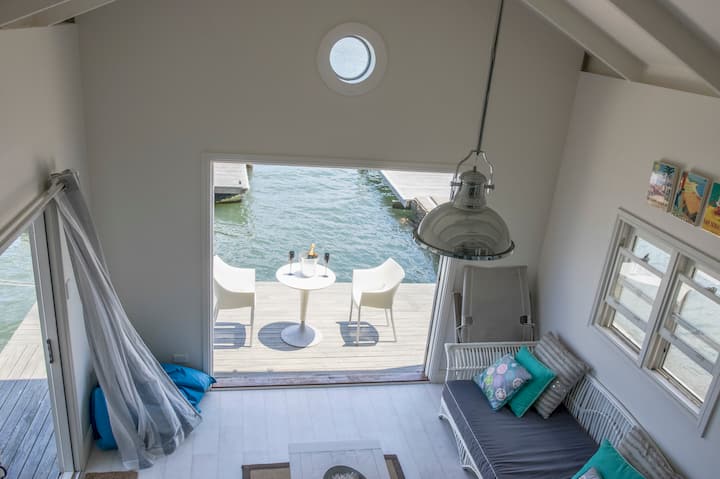 HamptonsShack Boathouse  Waterfront  Private Beach