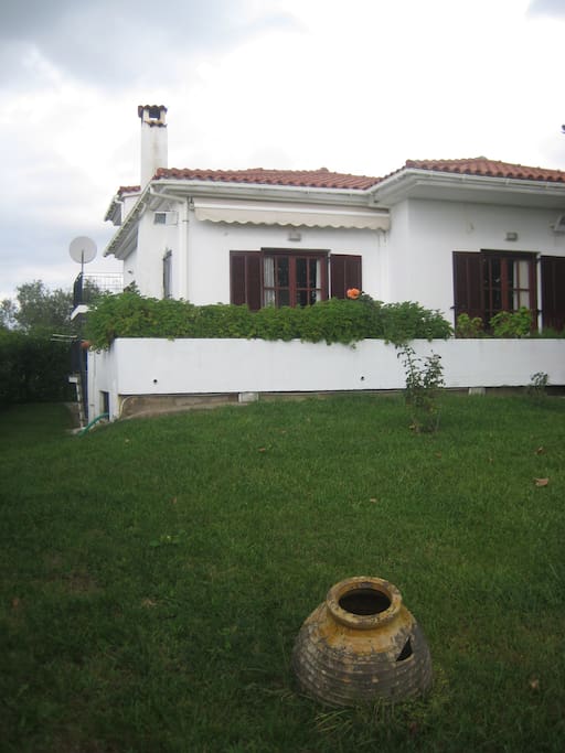 01a) εξωτερική άποψη 1 - external view 1