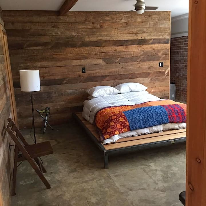 Habersham Mills Artist Space Apartments for Rent in Demorest,