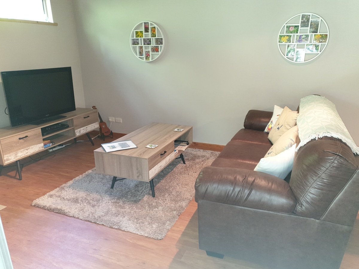 Top Airbnb: Wisteria Cottage Augusta in Western Australia