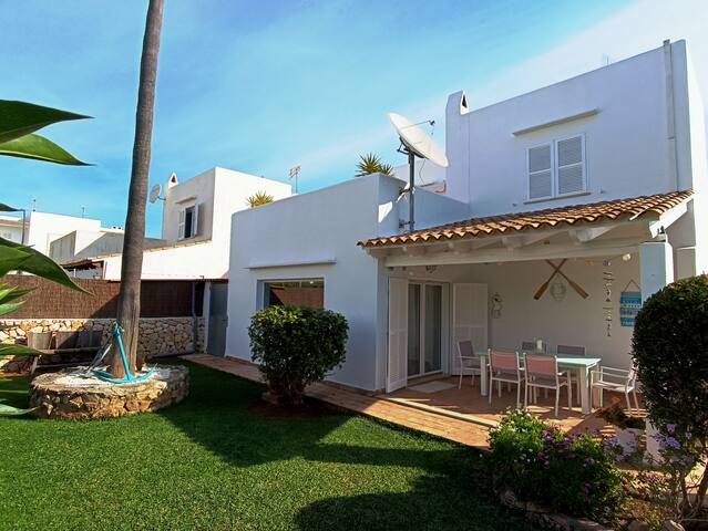 Amazing family house (Villa Avant)