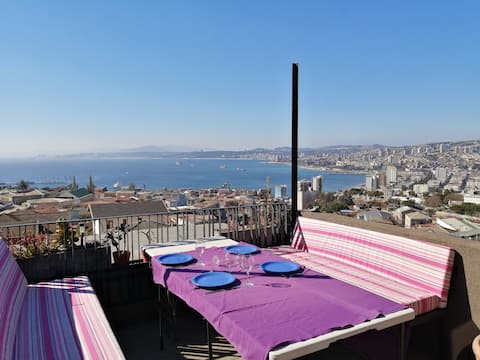 Cozy and safe Apartment.  Cerro Alegre