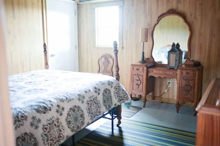 საძინებელი 1