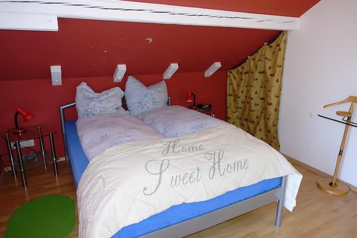 Schlafzimmer/ห้องนอน