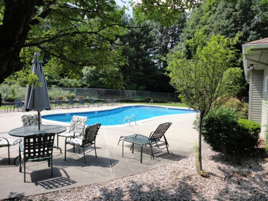 Community Pool with pool house facilities!