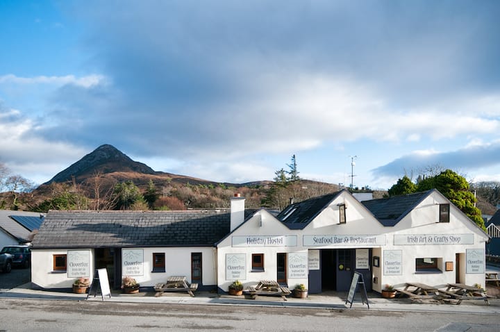 Hostel for Connemara National Park (Cloverfox)