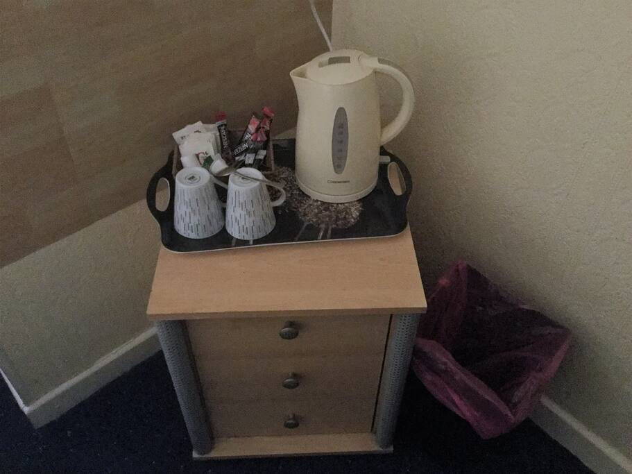 Guest room