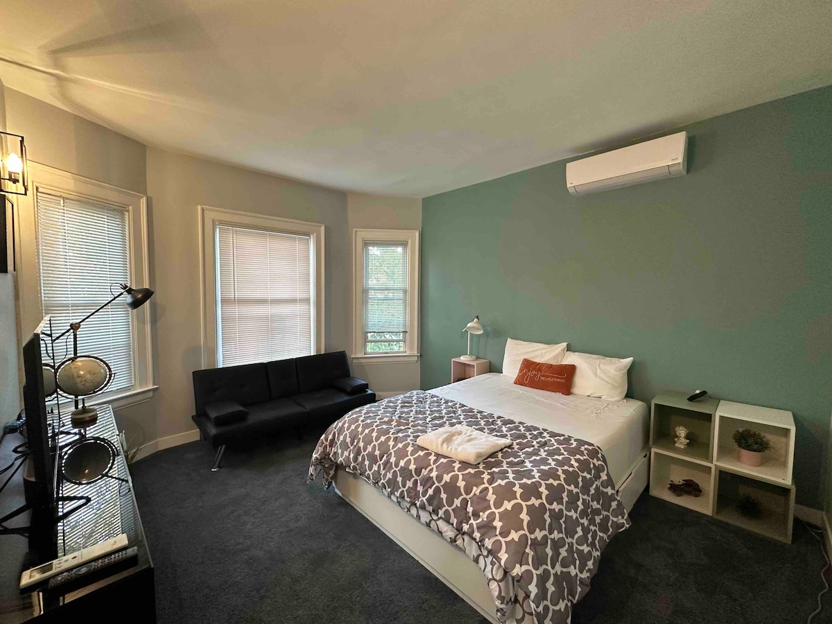 Airbnb Queens New Yorknull