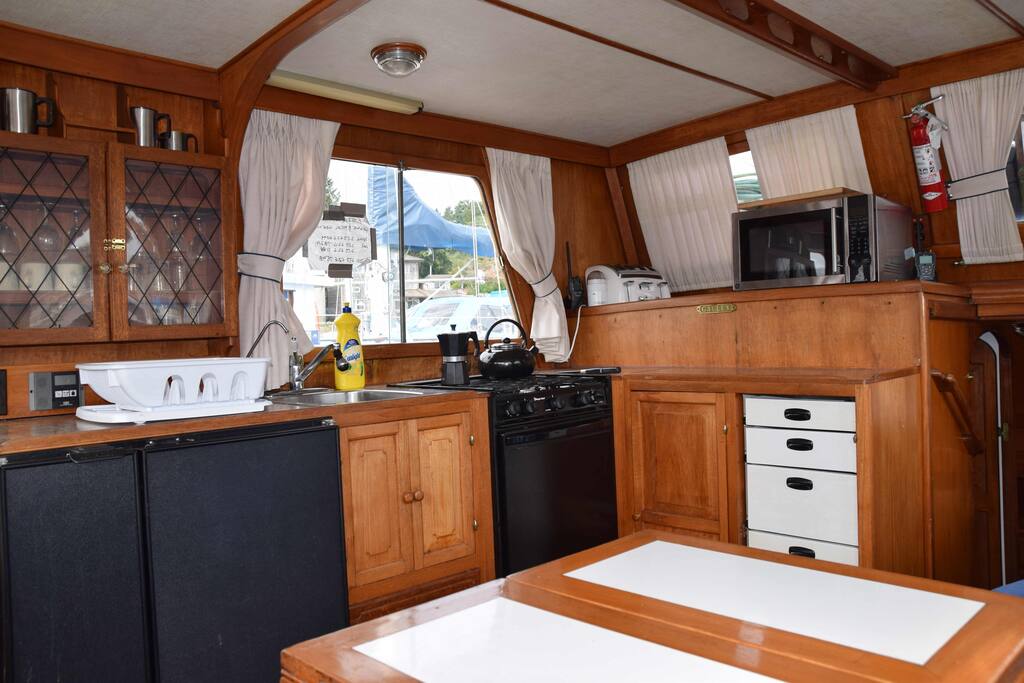 Kitchen area in Center Cabin