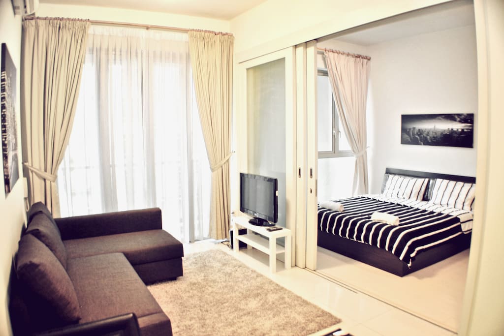 A fish-eye view of all the little details in the apartment to make your stay an enjoyable one.