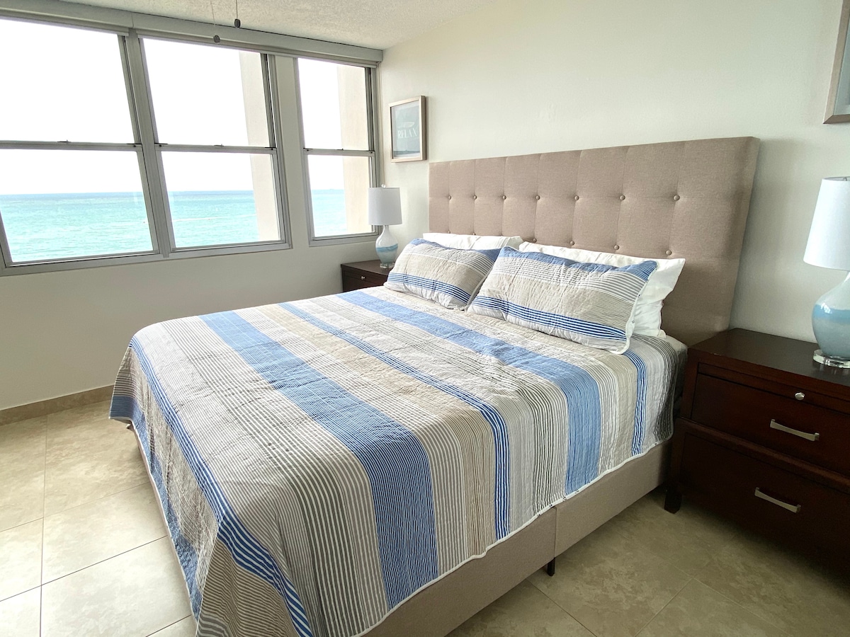 Удобна и удобна спална соба со прекрасен поглед за будење секое утро.