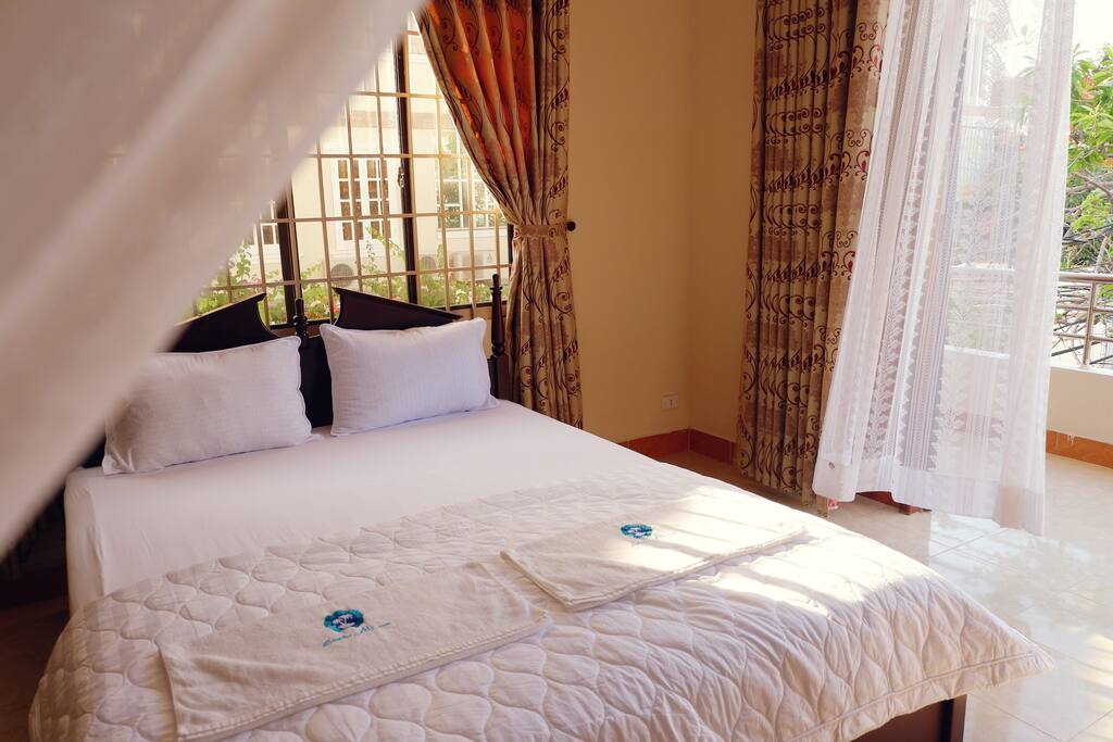 VIP room with 2 comfortable beds and a nice view airy balcony