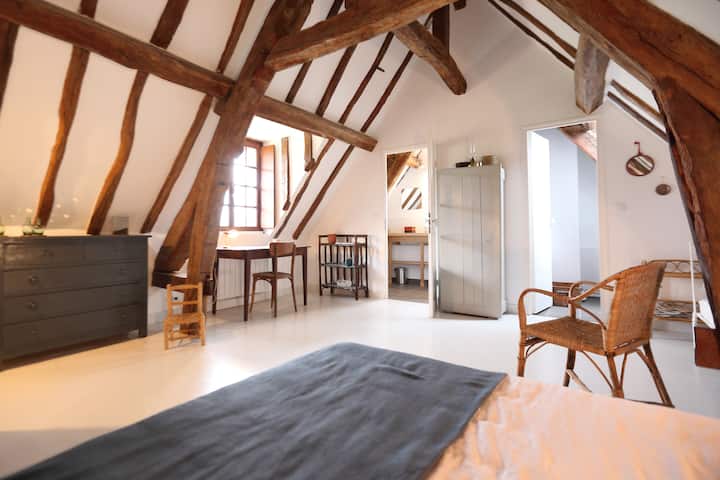 Habitación 2 en el piso de arriba
