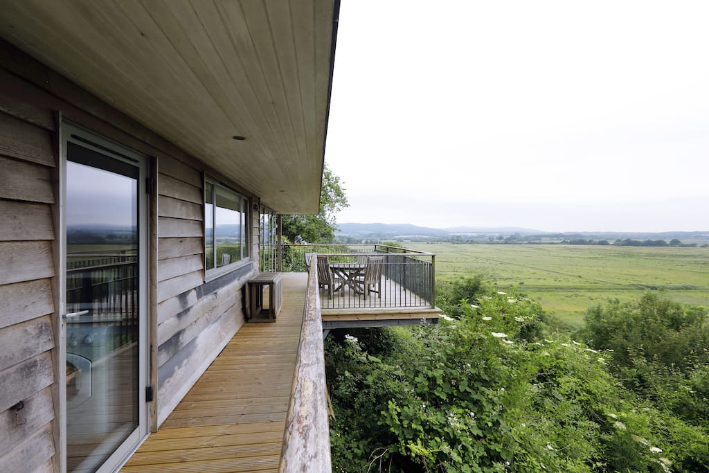 Spectacular views overlooking a flood plain below