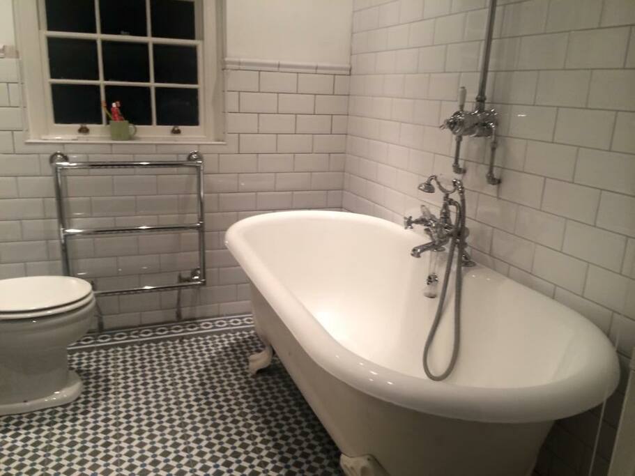 Bathroom on 1st floor