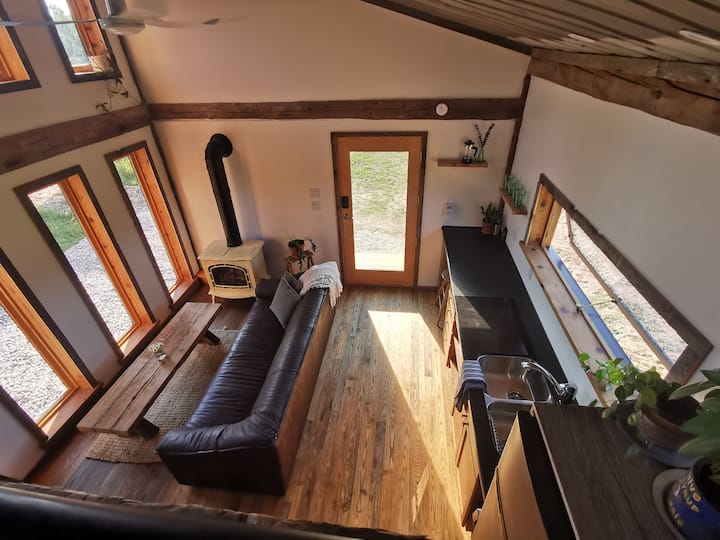 The Byre Cabin At Grassroots Farm - Ontario