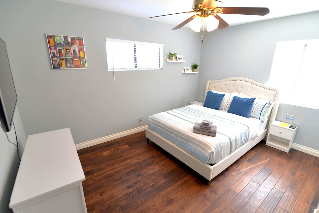 Super Comfy Mattress with waterproof bed bug proof mattress cover