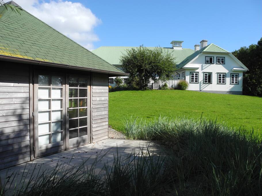 Pavillon im Garten (privat)