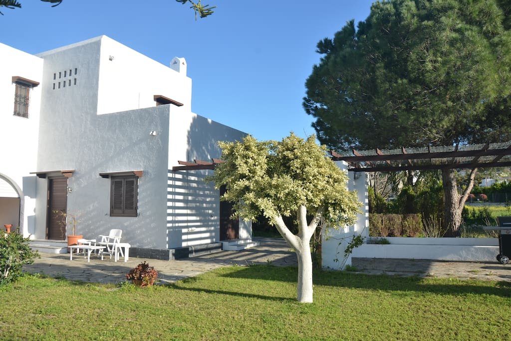 THA MANSION OUTDOOR (2)