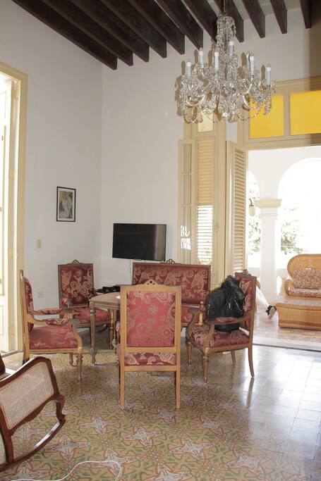 Salon