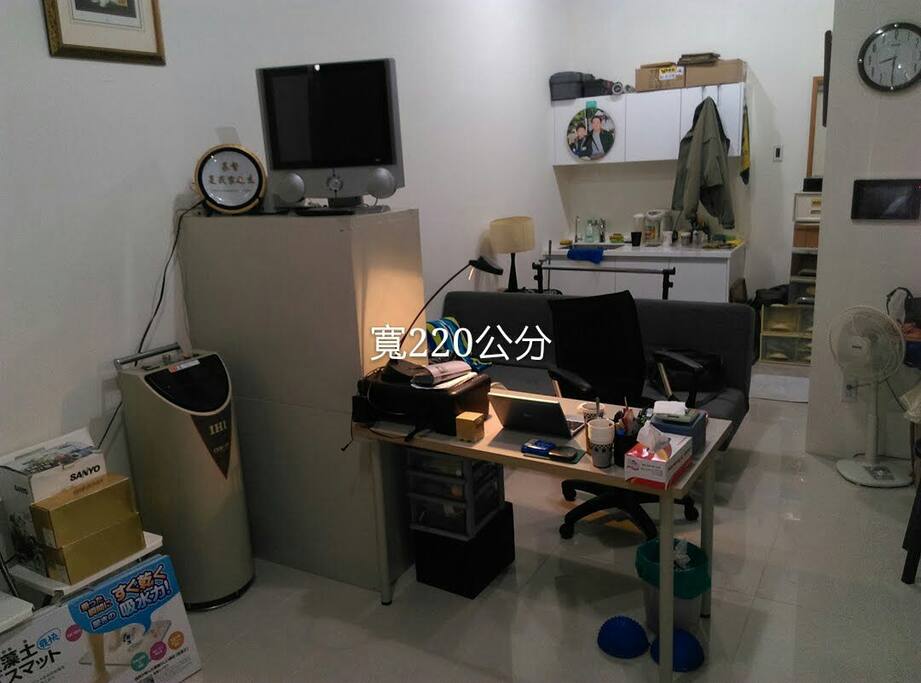 書桌,沙發床,免費熱開水,飲水機