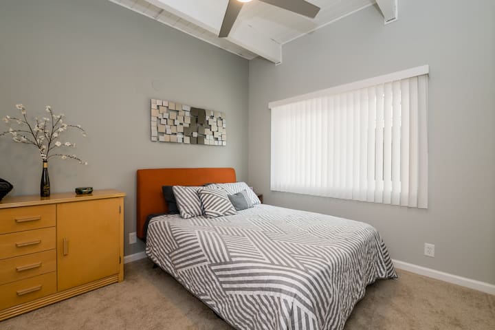 Private Apartment Home by Stanford, Gooogle, Apple