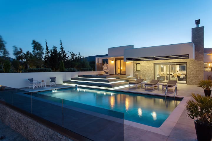 Eden Luxury Villa near Lindos, Eco Pool & Jacuzzi