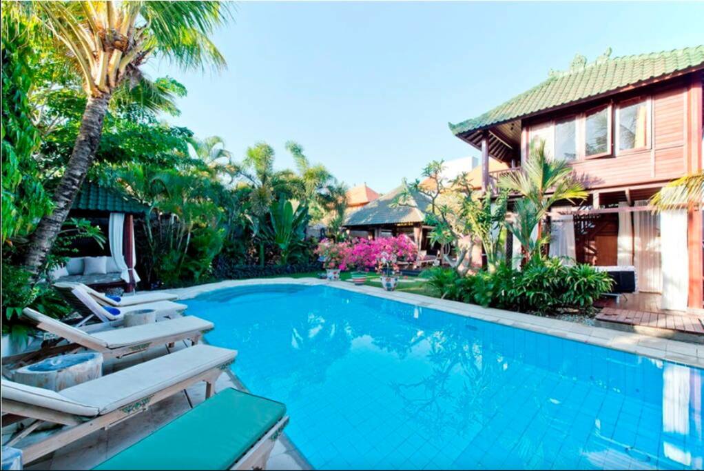 Villa Manggis Sanur big poo