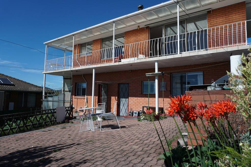 Downstairs is completely seperate to our space upstairs with your own private entrance.