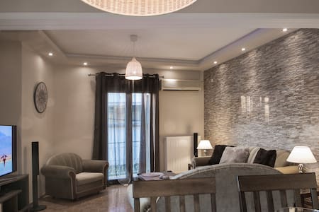 Corfu City Center Modern Apartment