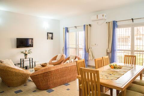 Chic and spacious apartment terrace parking