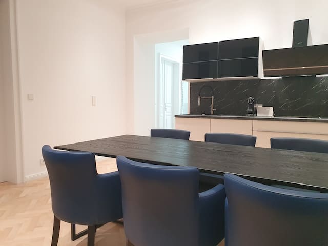 95m2 Wohnung vis a vis Hundertwasserhaus