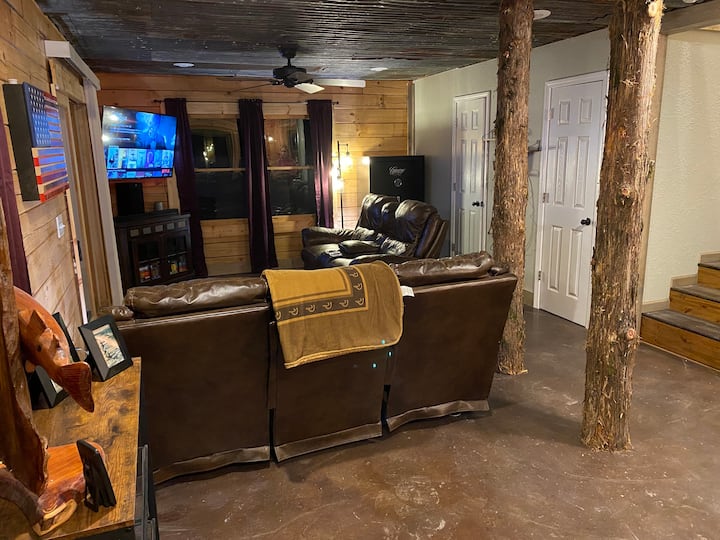 2Bedroom Log Cabin at Swinging Bridge Cabins for Rent in Heber