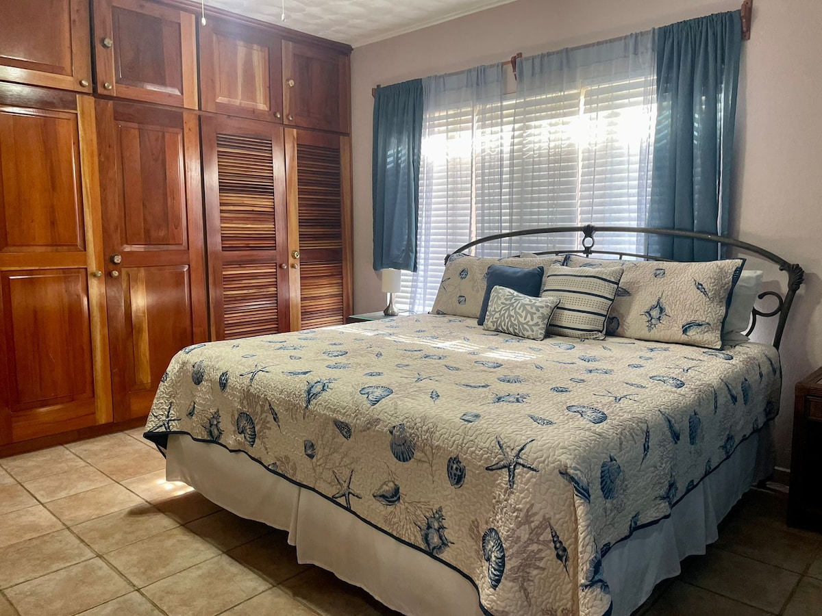 Bračni krevet (širine 180 - 200 cm)