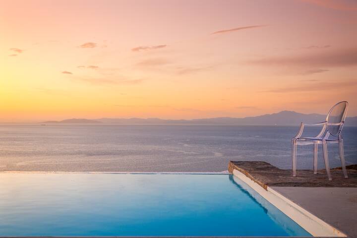 Villa Sandra Maria. Waterfront Luxury Villa gallery image 4