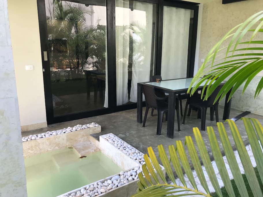Tavolo sulla terrazza