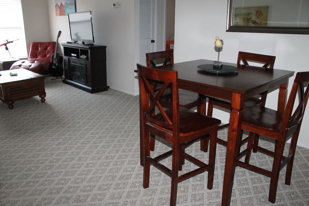 living/dining room