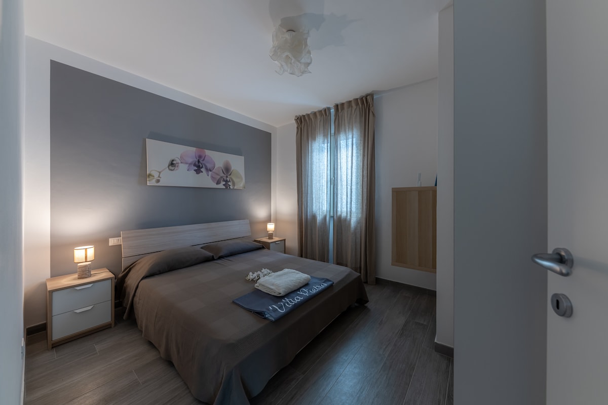 Dvojlôžková izba s manželskou posteľou