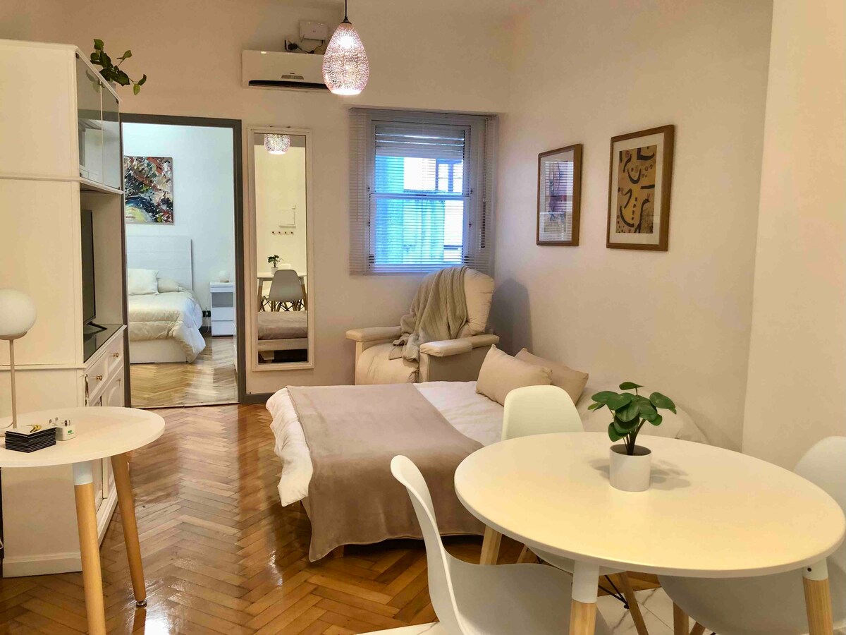 Apartment in Monserrat near Plaza de Mayo and Casa Rosada