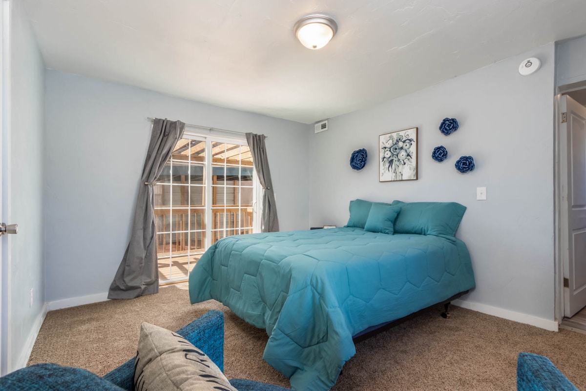 חדר שינה במפלס ראשי