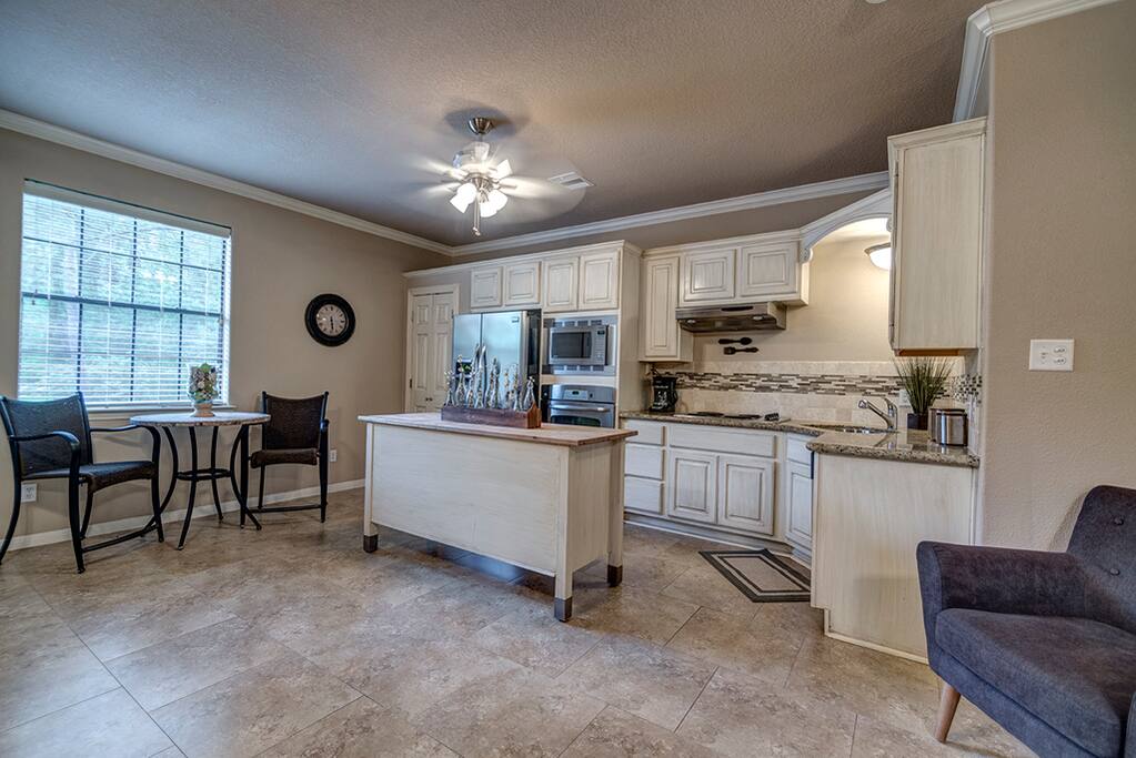 Fully equipped kitchen with everything you need!