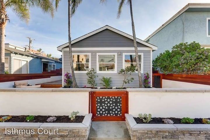 Mission Beach Family & Friends Getaway